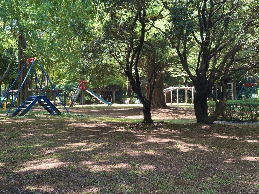 滝の城址公園の遊具エリア