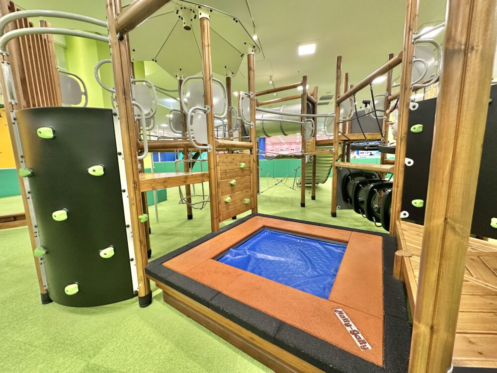 アスレチック遊具の一区画